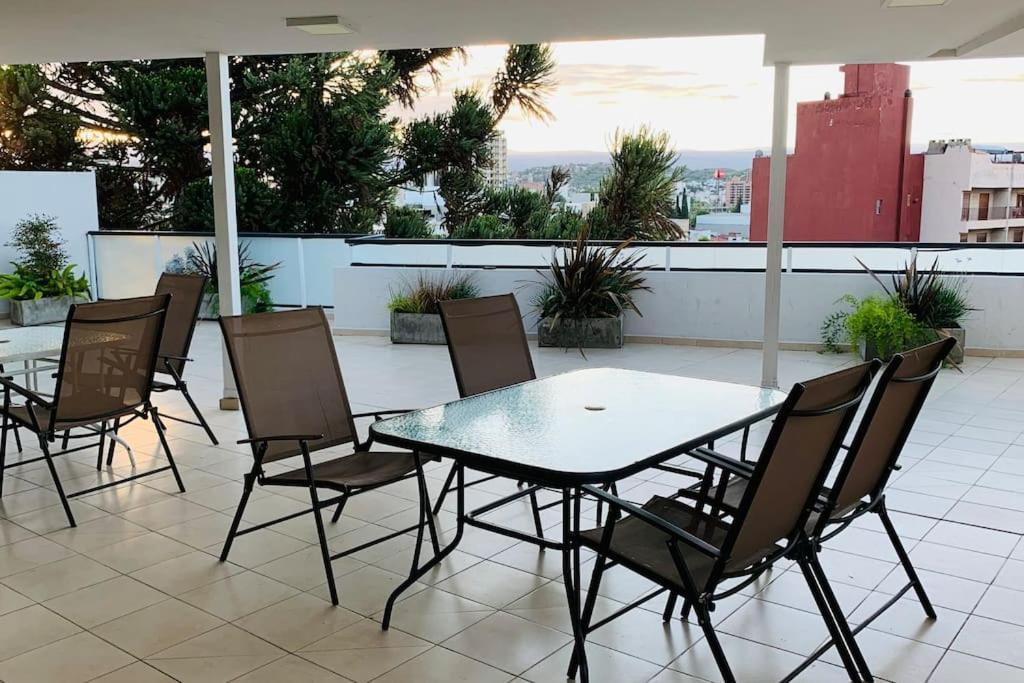@alojatecarlospaz Depto Centrico Y Tranquilo P/4 Pers En Carlos Paz. Apartamento *