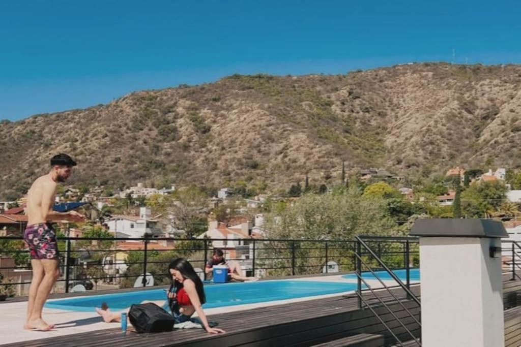 @alojatecarlospaz Depto Centrico Y Tranquilo P/4 Pers En Carlos Paz. Apartamento