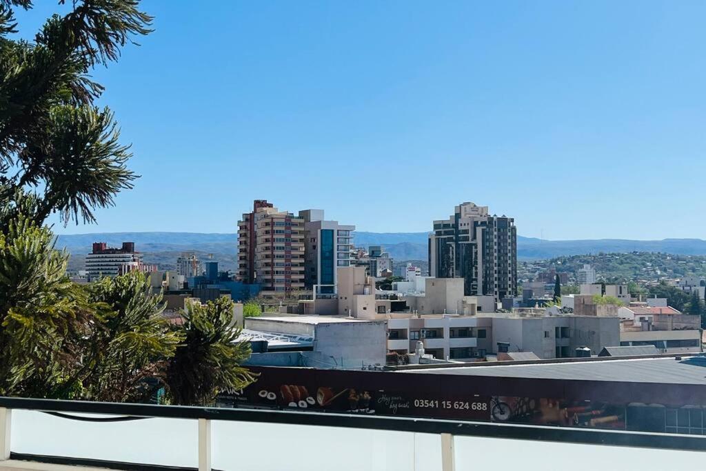 @alojatecarlospaz Depto Centrico Y Tranquilo P/4 Pers En Carlos Paz. Apartamento *