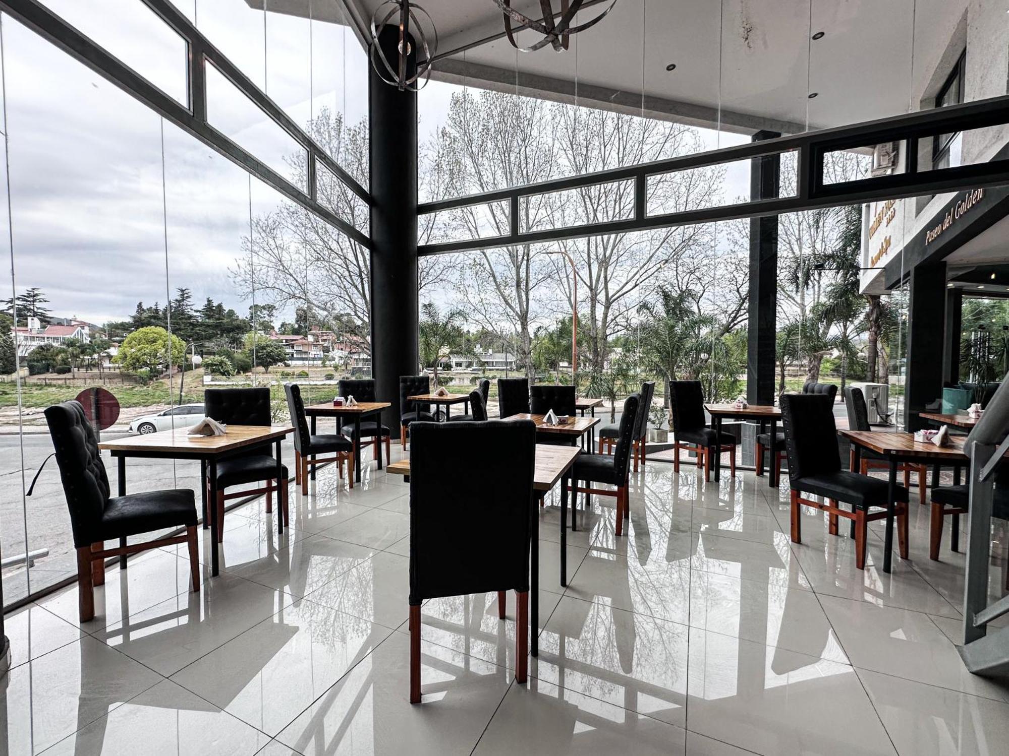 Golden 3* Villa Carlos Paz