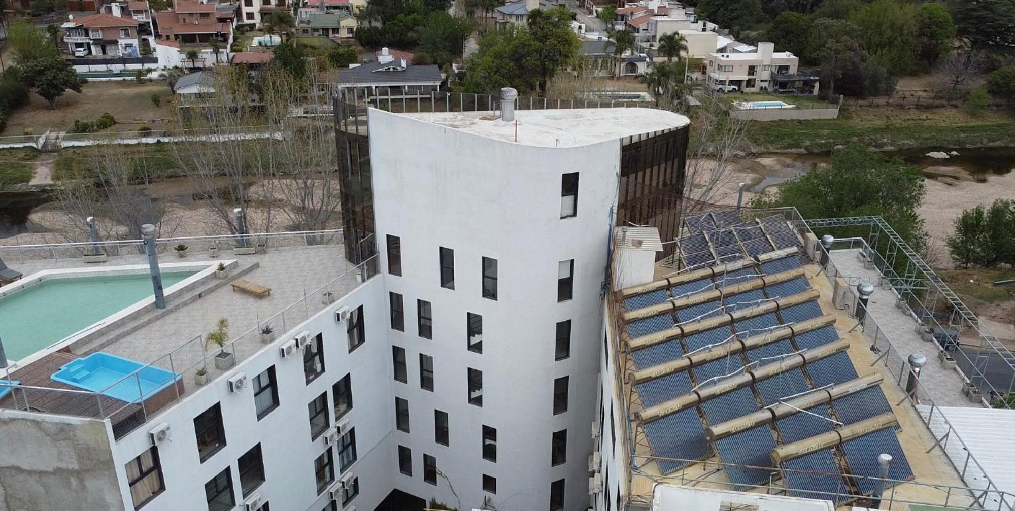 Hotel Golden 3*