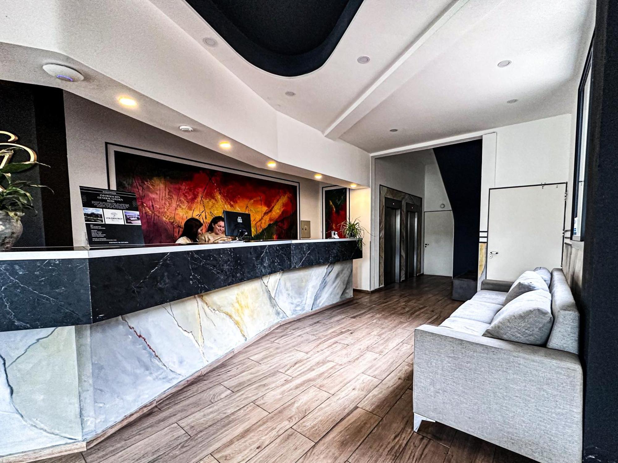 Golden Hotel