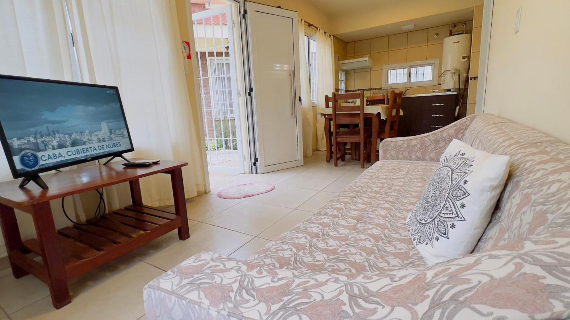 Сasa de vacaciones @alojatecarlospaz - Fantastica Casa Con Pileta Y Balneario En Vcp *