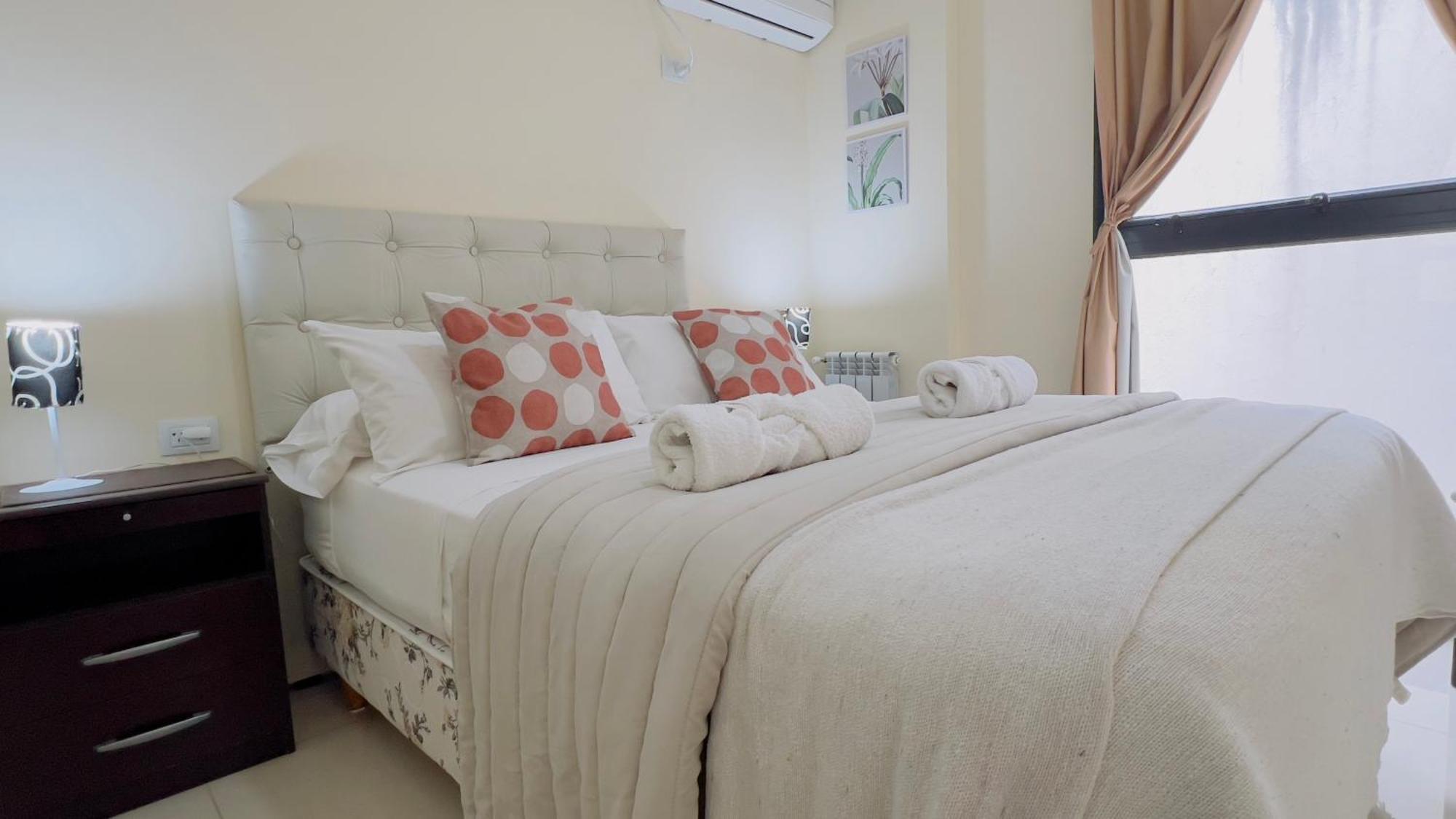 @alojatecarlospaz Depto Centrico Y Tranquilo P/4 Pers En Carlos Paz. Apartamento Villa Carlos Paz