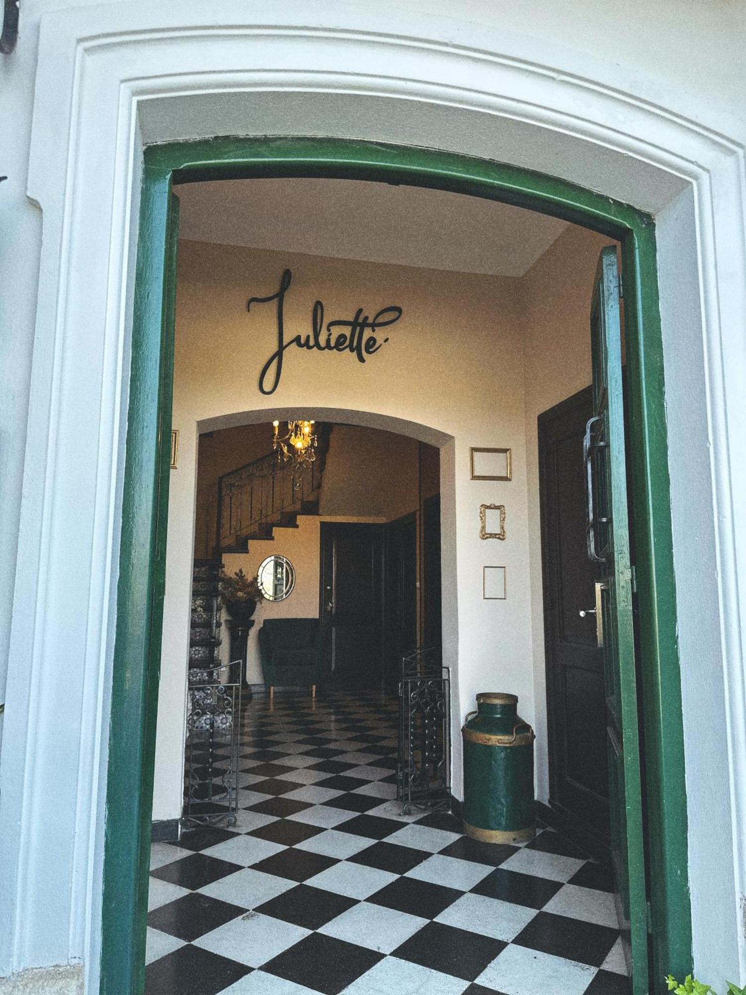 Hotel La Villa Carlos Paz