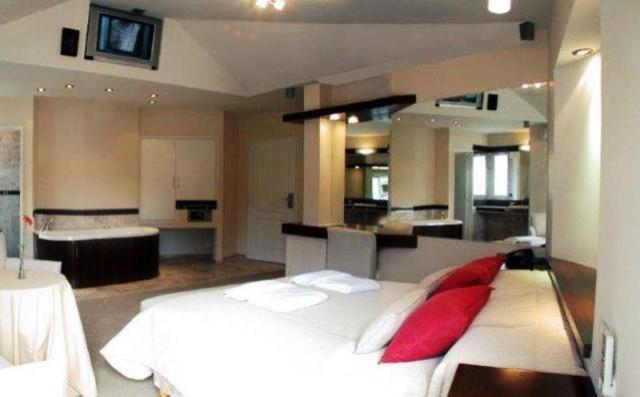 Hotel Santa Cecilia & Villa Carlos Paz