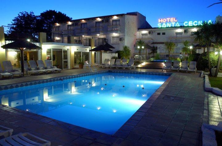 Santa Cecilia & Hotel