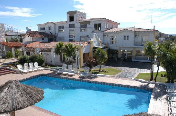 Hotel Santa Cecilia & 3*